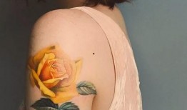 网红吃瓜纹身女孩图片,揭秘网络红人的神秘面纱