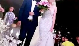 新郎结婚现场爆料视频,新郎婚礼现场甜蜜瞬间大揭秘