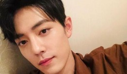 娱乐爆料事肖战穿女装