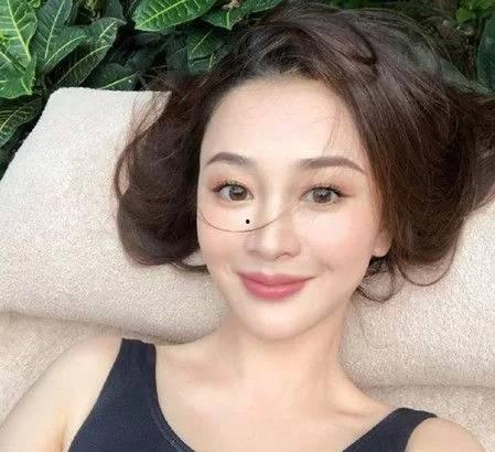 娱乐吃瓜戚薇要退圈了吗,戚薇宣布退圈?揭秘娱乐圈最新传闻背后的真相